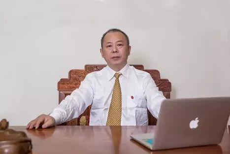 百年集團(tuán)恭祝社會(huì)各界朋友和全體員工2021元旦快樂(lè)！