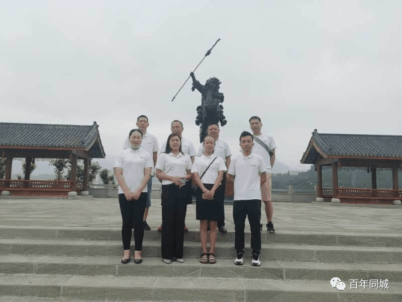 大動(dòng)作！以萬(wàn)州為根據(jù)地，走向大重慶、走向全國(guó)，圍觀這家培訓(xùn)機(jī)構(gòu)一體化的崛起之路！