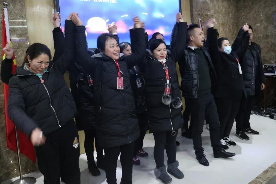 2019年，我們還在做房產(chǎn)中介，買房、賣房請放心找我們！